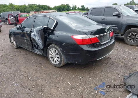 2015 Honda Accord Ex-L z USA, uszkodzony, nr VIN 1HGCR2F8XFA072162